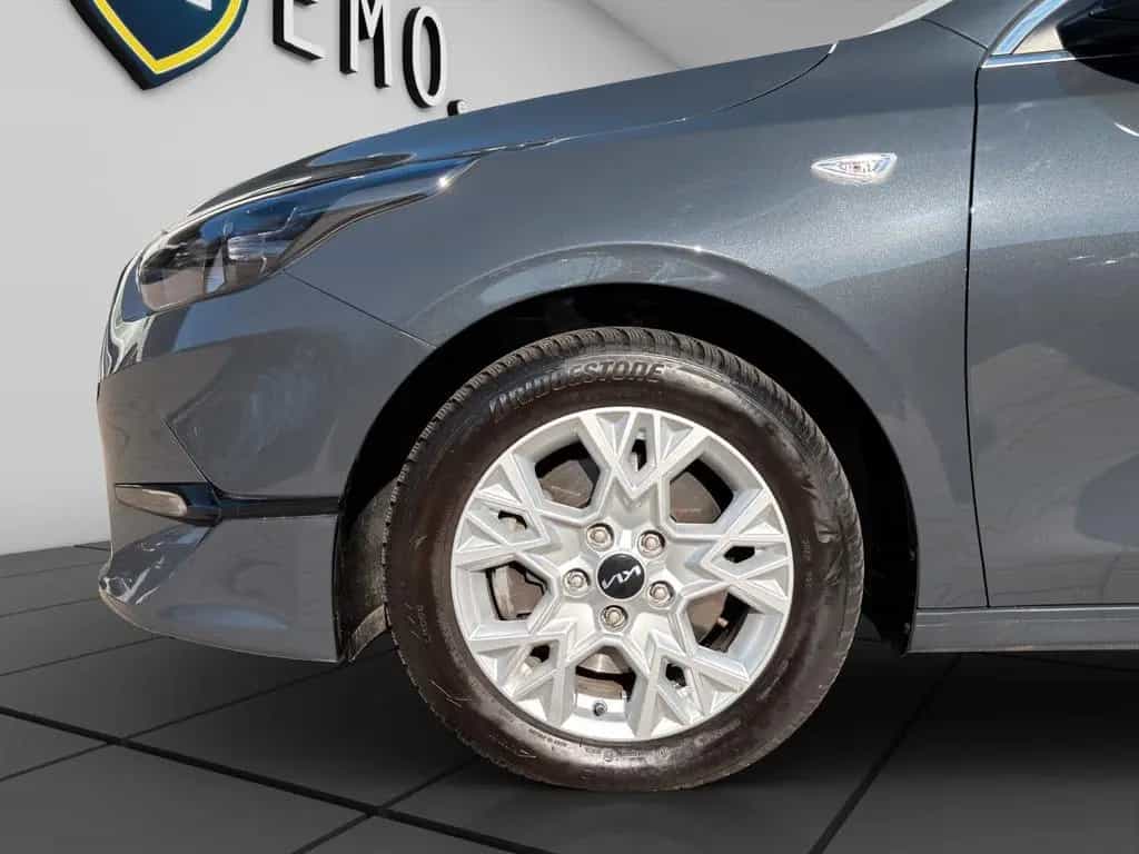 Kia Ceed Vision DAB+ TEMP KAMERA SHZ PDC 04/2022-photo-5