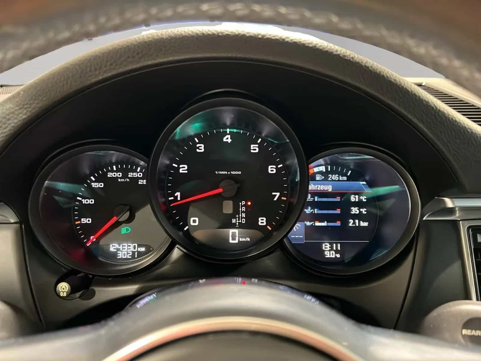 Porsche Macan 05/2018-photo-15
