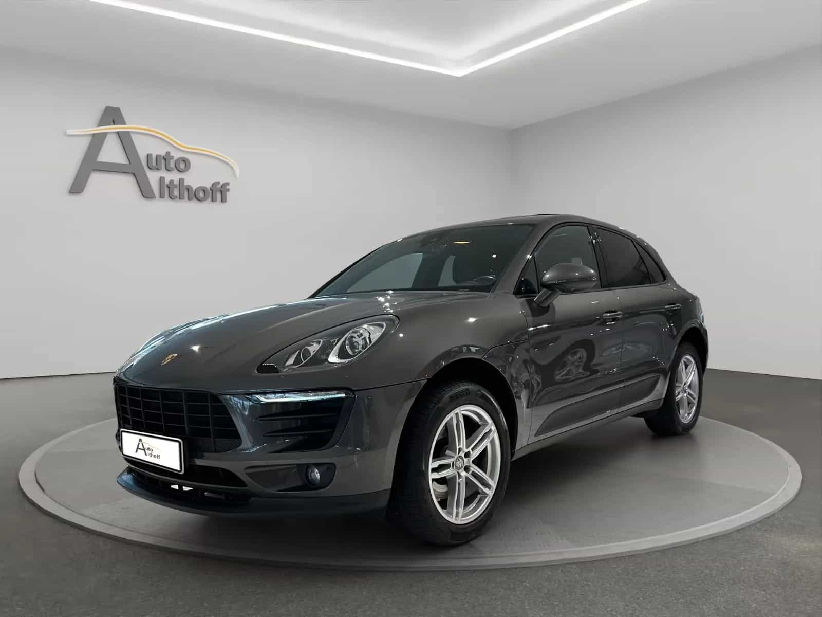 Porsche Macan 05/2018-photo-2