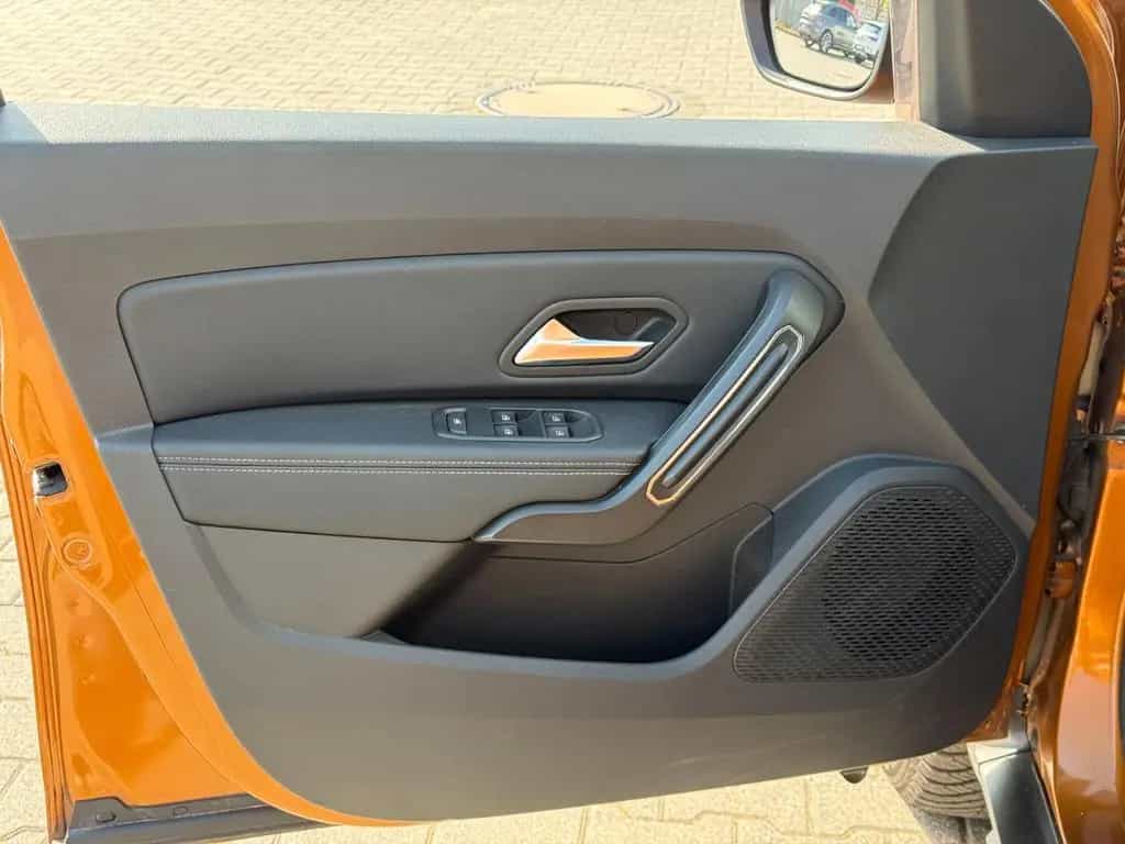 Dacia Duster II Prestige *Garantie *Navi *360° Kamera 03/2019-photo-13