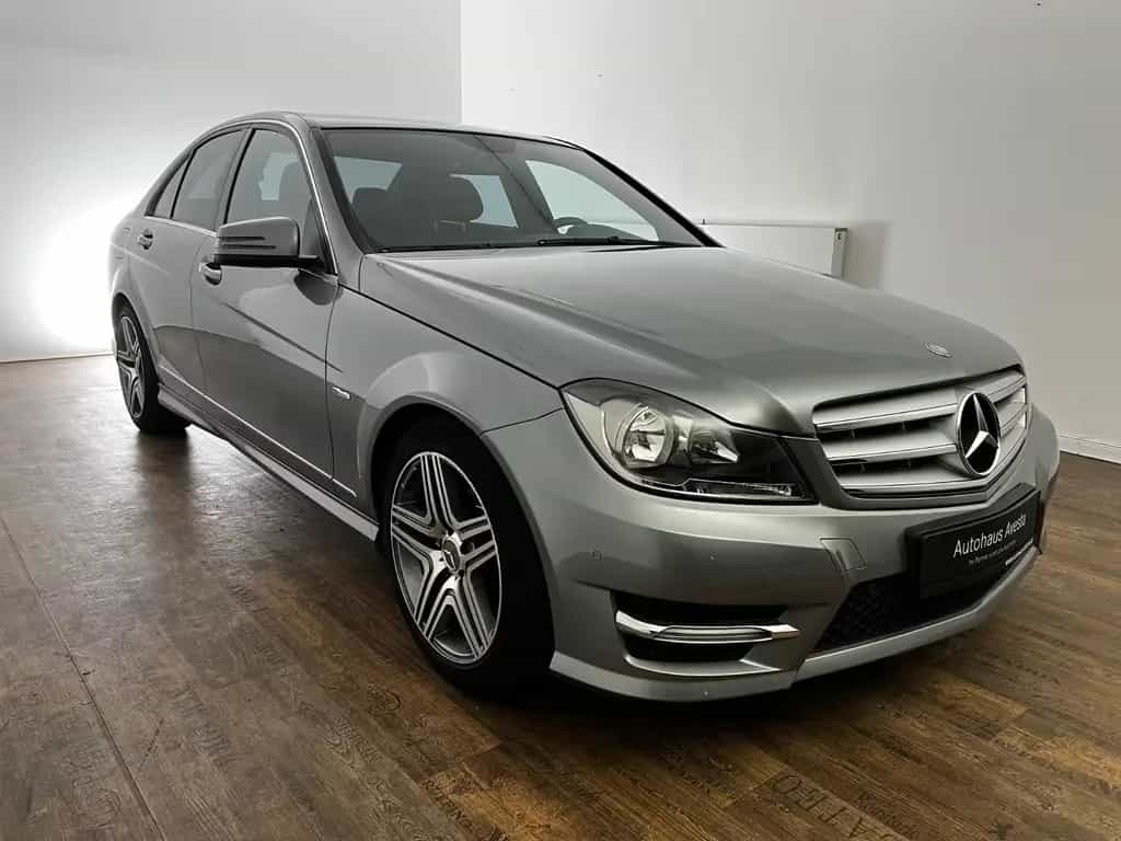 Mercedes-Benz C 200 CDI / AMG-LINE / NUR 67.tKM / 1.HD / 07/2011-photo-1