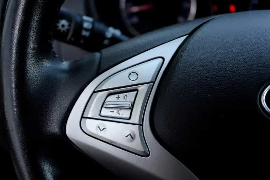 Hyundai ix20 FIFA world Cup Edition 1-Hand Automatik 07/2014-photo-11