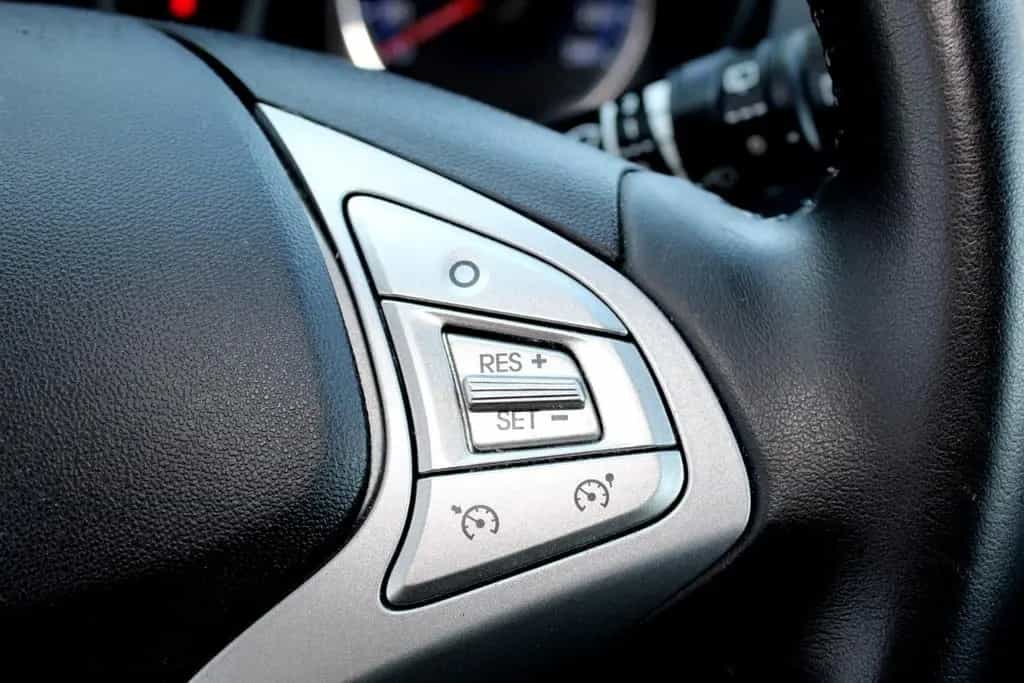 Hyundai ix20 FIFA world Cup Edition 1-Hand Automatik 07/2014-photo-12