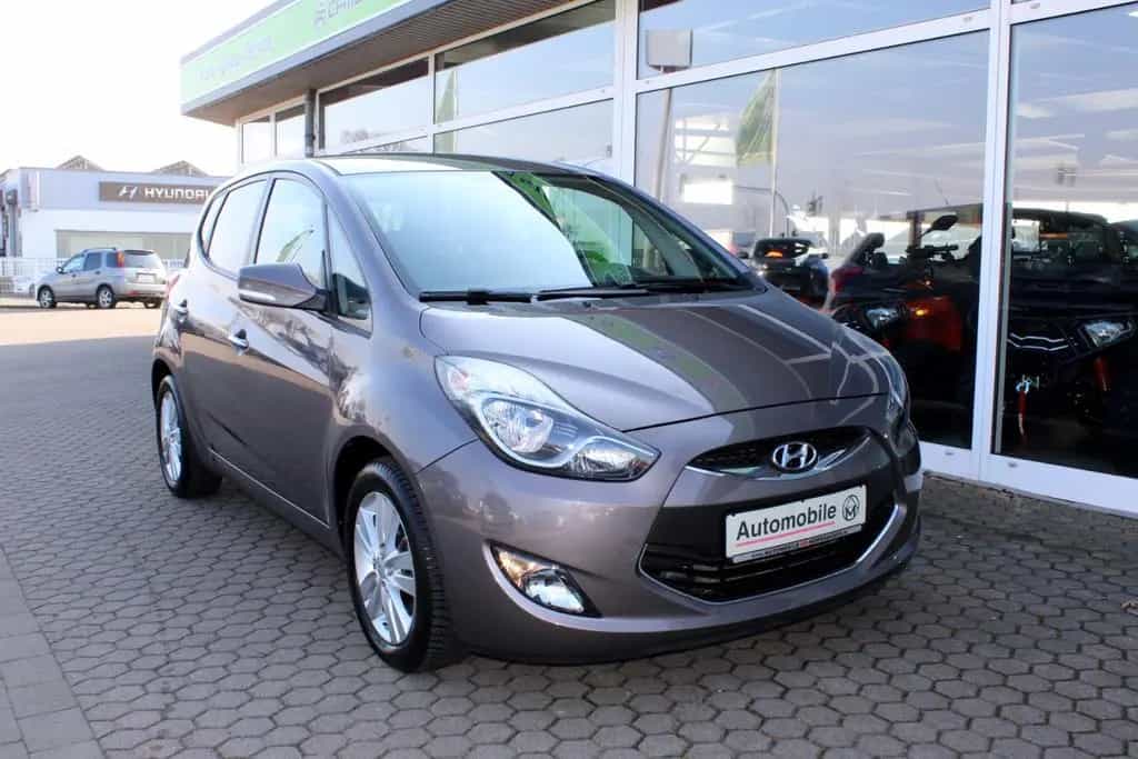 Hyundai ix20 FIFA world Cup Edition 1-Hand Automatik 07/2014-photo-21