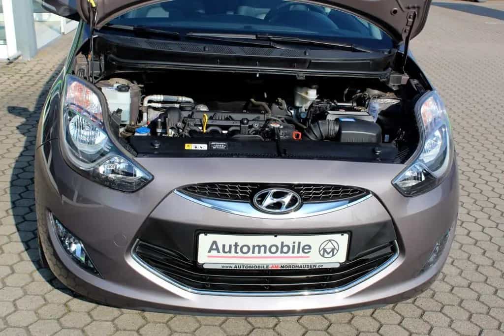Hyundai ix20 FIFA world Cup Edition 1-Hand Automatik 07/2014-photo-3