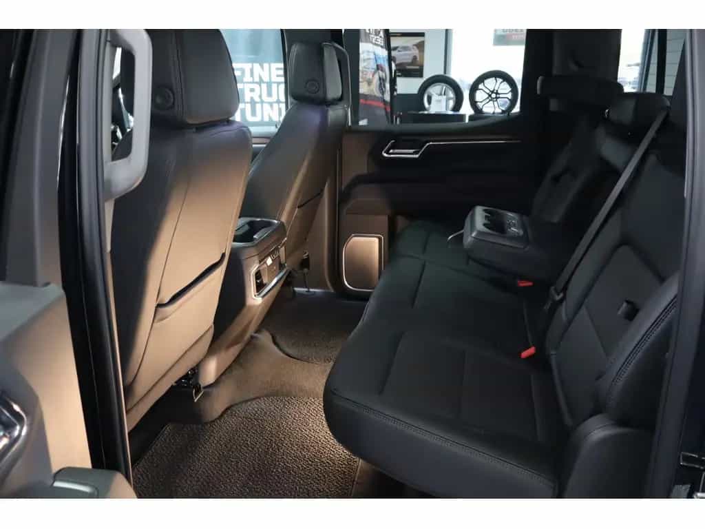 GMC Sierra DENALI 4X4 6.2 V8 2026 3Jahre Garantie LP null-photo-15