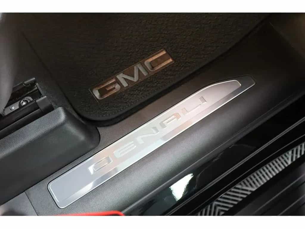 GMC Sierra DENALI 4X4 6.2 V8 2026 3Jahre Garantie LP null-photo-40