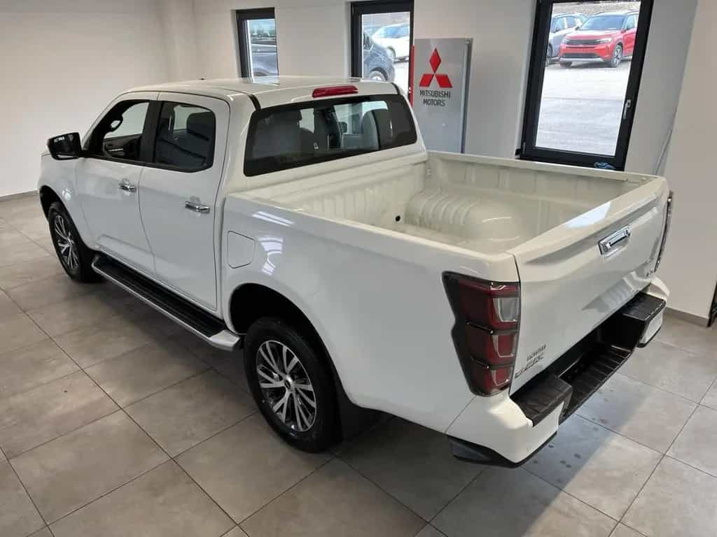 Isuzu D-Max 1.9L DoubleCab 4x4 LSE LED ACC PDC Kamera 10/2025-photo-6