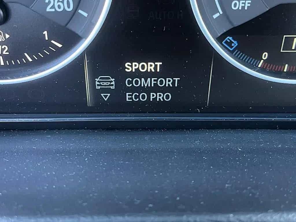 BMW X1 xDrive 25i AUT Sport Line LED HUD PAN NAV RFK 12/2016-photo-23