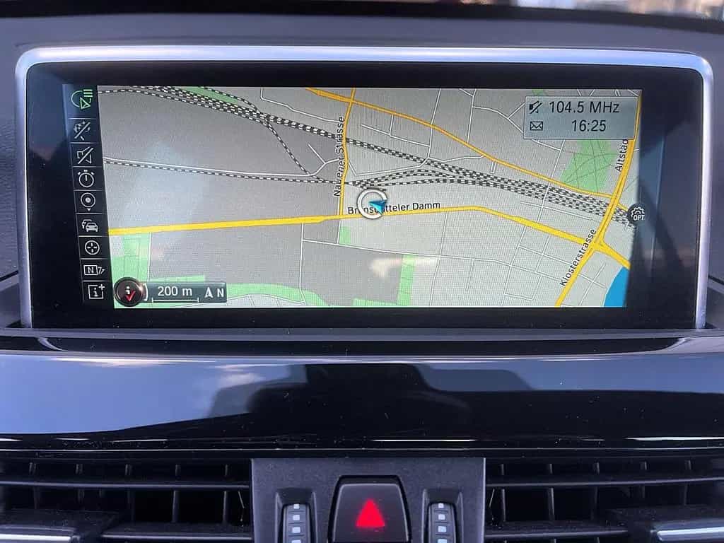 BMW X1 xDrive 25i AUT Sport Line LED HUD PAN NAV RFK 12/2016-photo-25