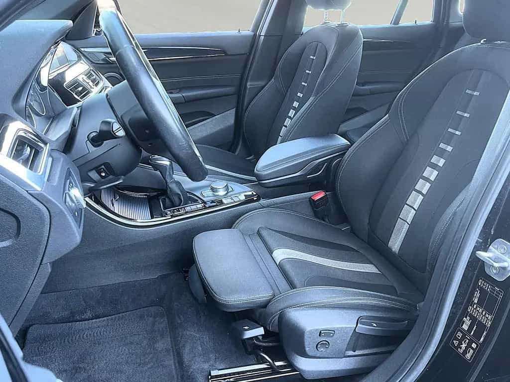 BMW X1 xDrive 25i AUT Sport Line LED HUD PAN NAV RFK 12/2016-photo-8