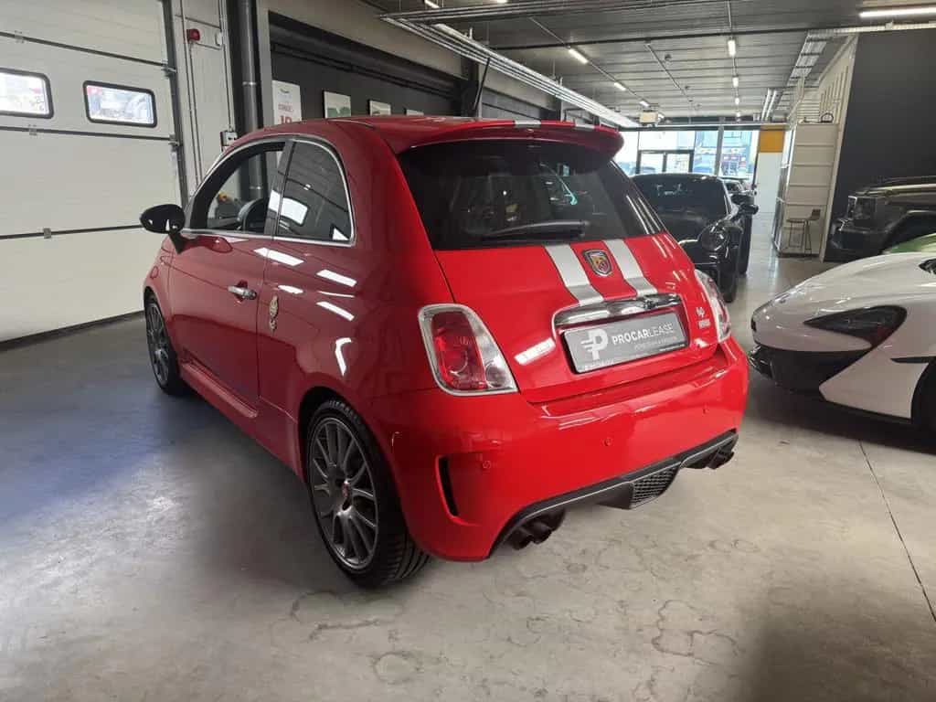 Abarth 695 TRIBUTO FERRARI /CARBON/N°1056/1199 12/2011-photo-12