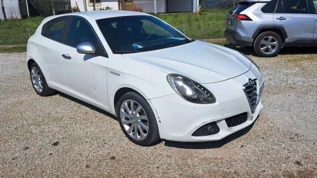 Alfa Romeo Giulietta 1.4 Turbo MultiAir Distinct 07/2010-photo-12