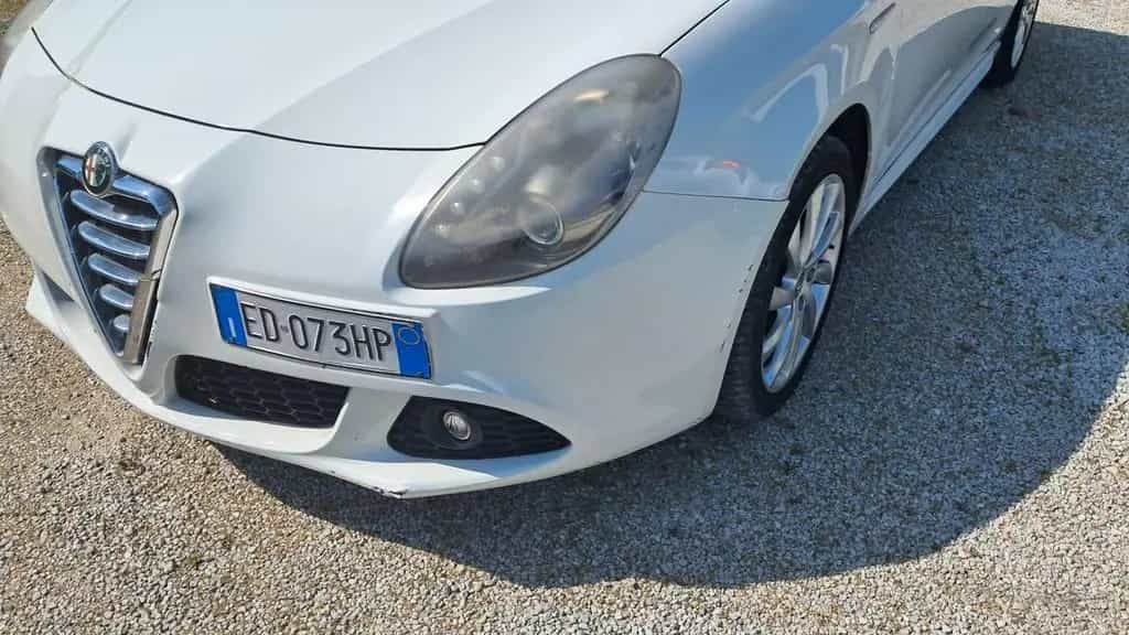 Alfa Romeo Giulietta 1.4 Turbo MultiAir Distinct 07/2010-photo-8