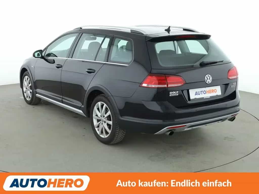 Volkswagen Golf VII 1.8 TSI Alltrack BlueMotion 4Motion Aut 07/2017-photo-3