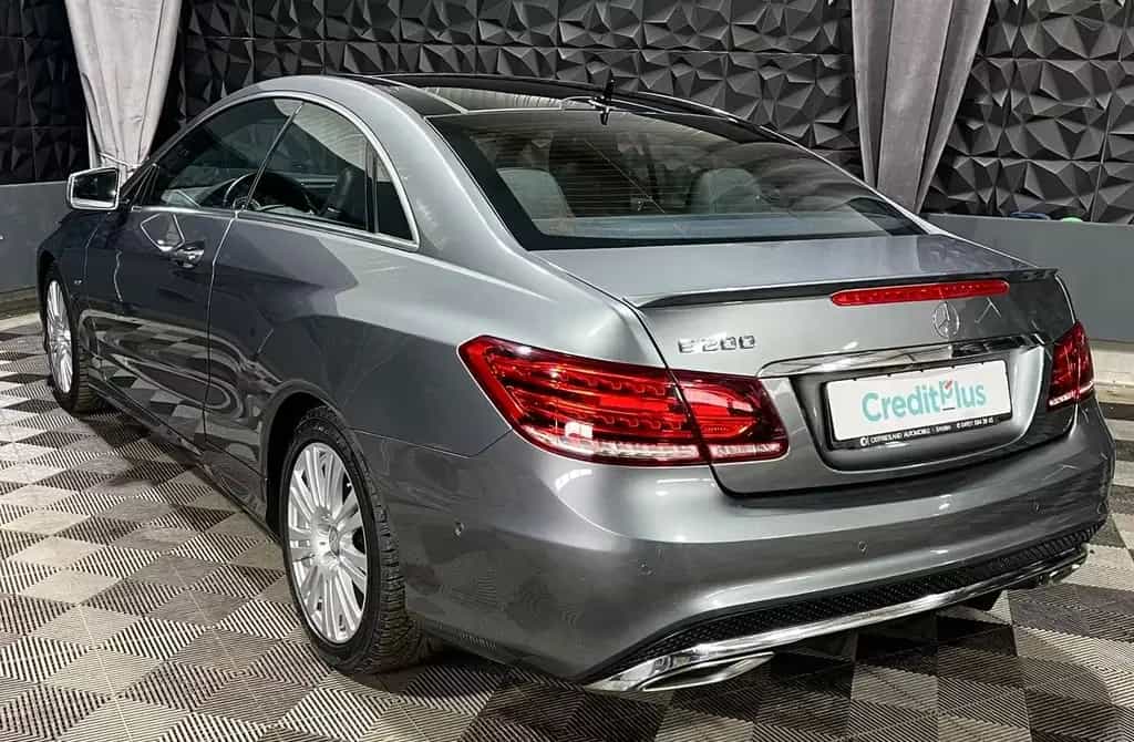 Mercedes-Benz E 200 E Coupe E 200 Sport Edition,  AMG Line 06/2017-photo-4