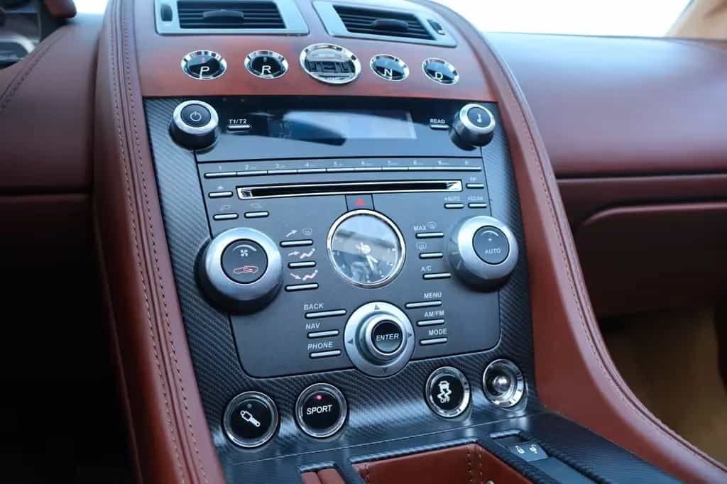 Aston Martin DB9 6.0 VOLANTE V12 CABRIO/RFK/KERAMIK/BI-XENON 07/2015-photo-16