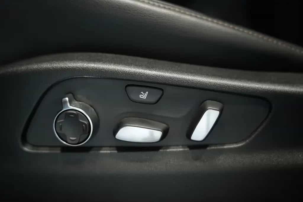 Cadillac XT4 Luxury 4WD *1.Hand *Memory *Leder *Digital 11/2022-photo-28