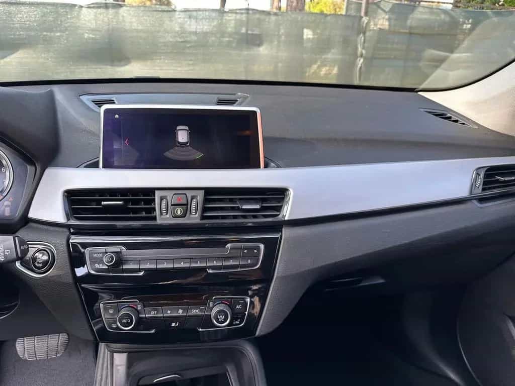 BMW X1 X1 sDrive18i Sport 01/2020-photo-12