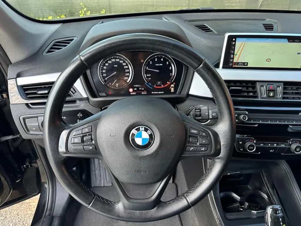 BMW X1 X1 sDrive18i Sport 01/2020-photo-14