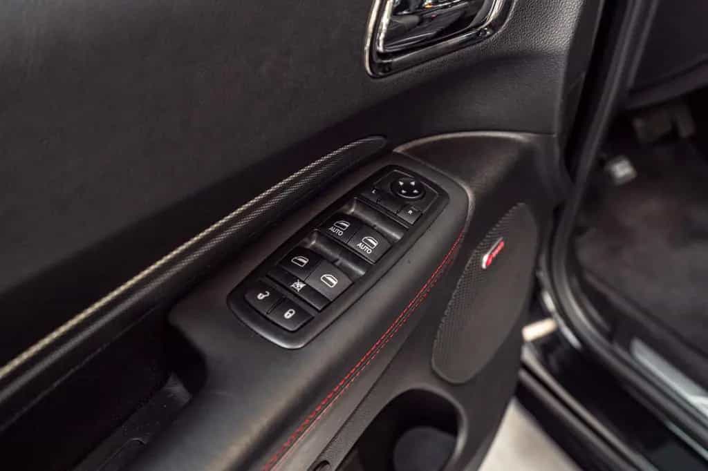 Dodge Durango 5.7 Hemi*7-Sitz*UNFALLFREI*BRD*MWST*TOP! 02/2019-photo-16