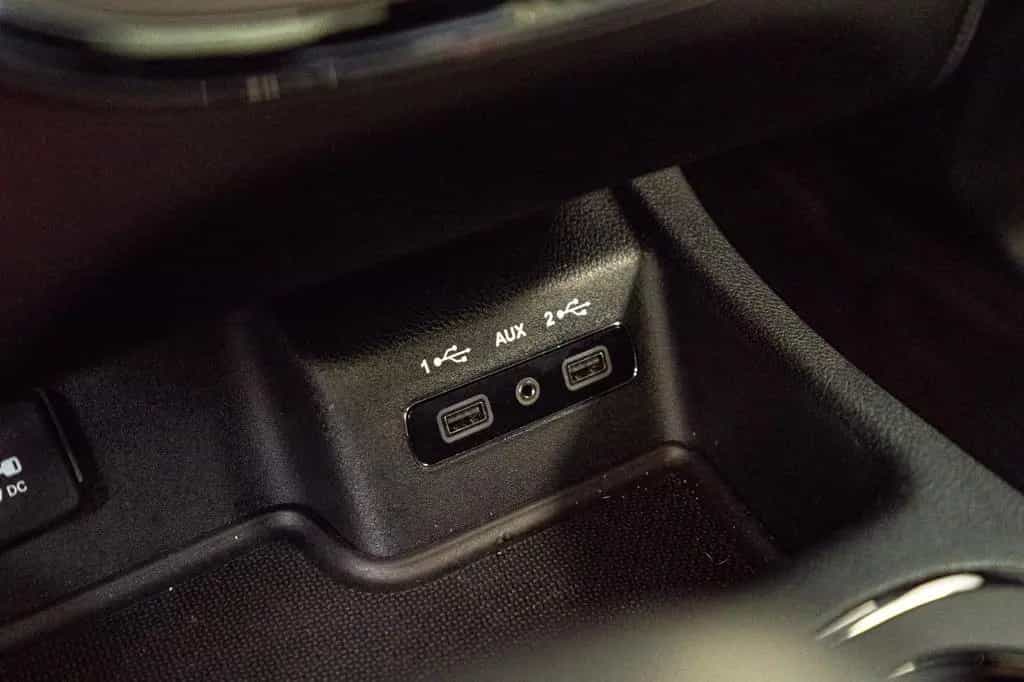 Dodge Durango 5.7 Hemi*7-Sitz*UNFALLFREI*BRD*MWST*TOP! 02/2019-photo-37