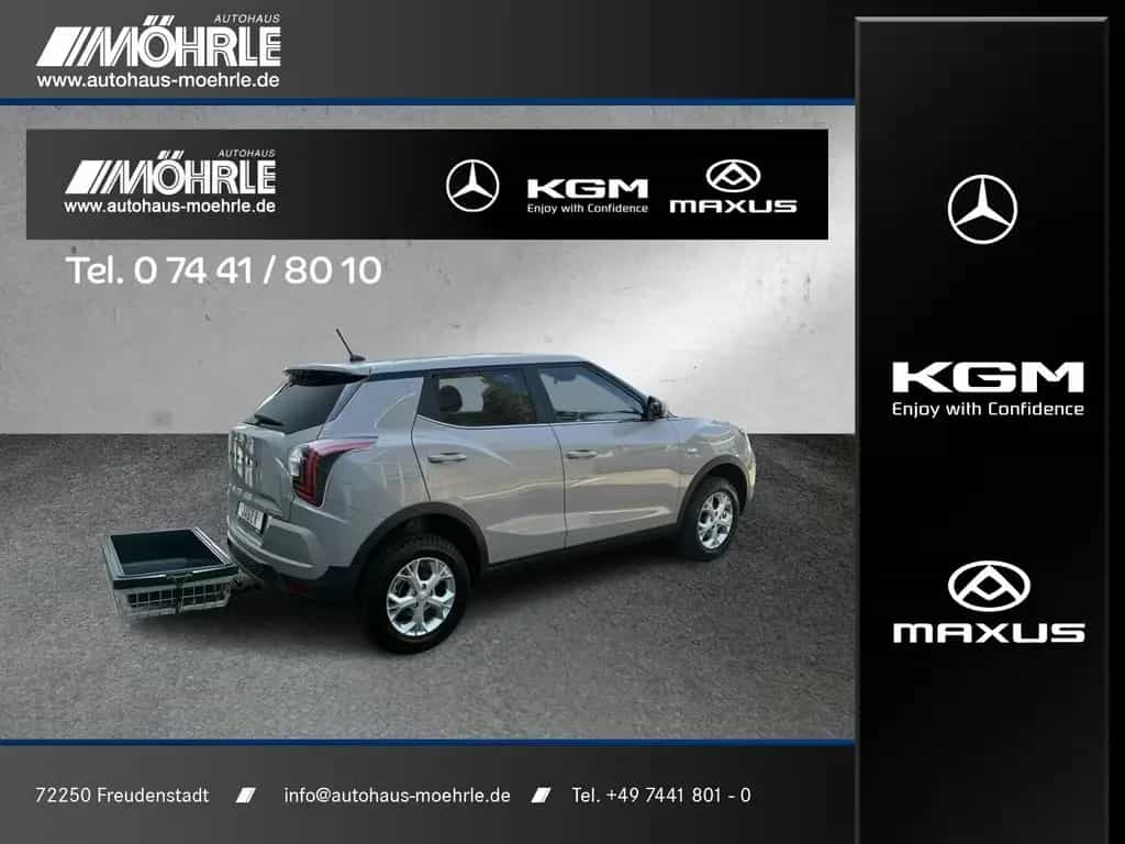 Ssangyong Tivoli 1.5 P 4WD Jäger Essential Jägerfahrzeug null-photo-0