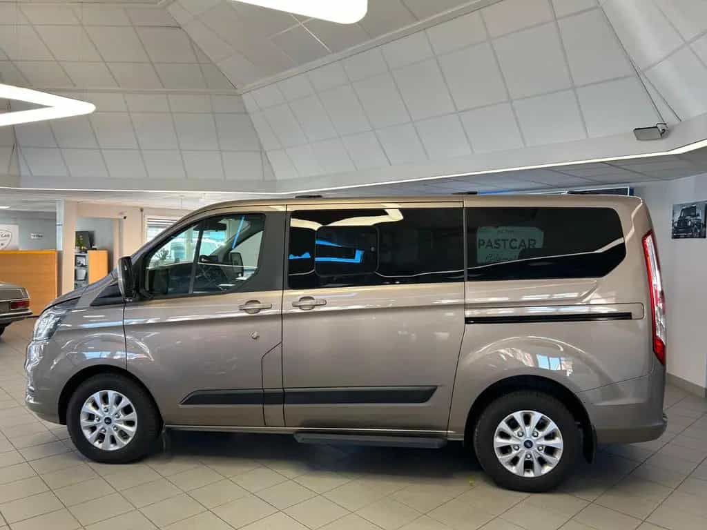 Ford Transit /Tourneo Custom Kombi 320 L1 Tourneo Tren 12/2021-photo-1