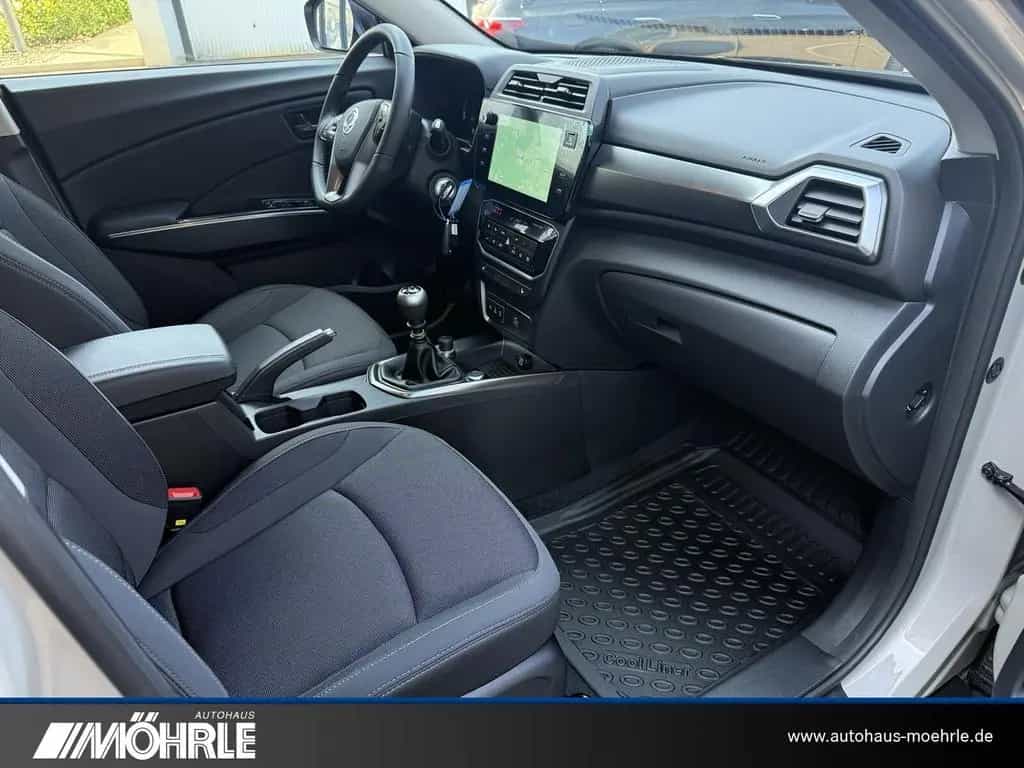 KGM Tivoli 1.5 P 4WD Jäger Essential Jägerfahrzeug null-photo-16