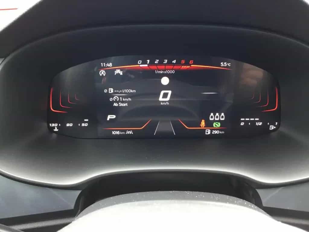 Seat Ateca 2.0 TDI Style DSG+AHK+LED+18"+ACC 01/2026-photo-13