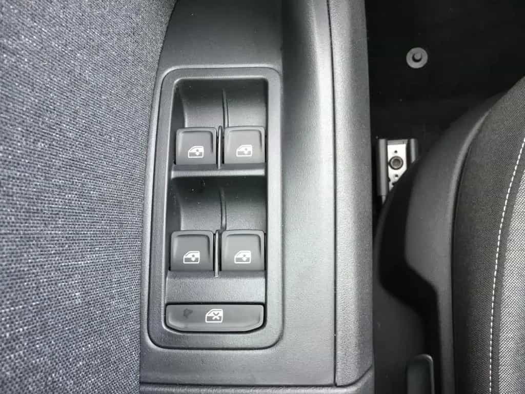 Seat Ateca 2.0 TDI Style DSG+AHK+LED+18"+ACC 01/2026-photo-28