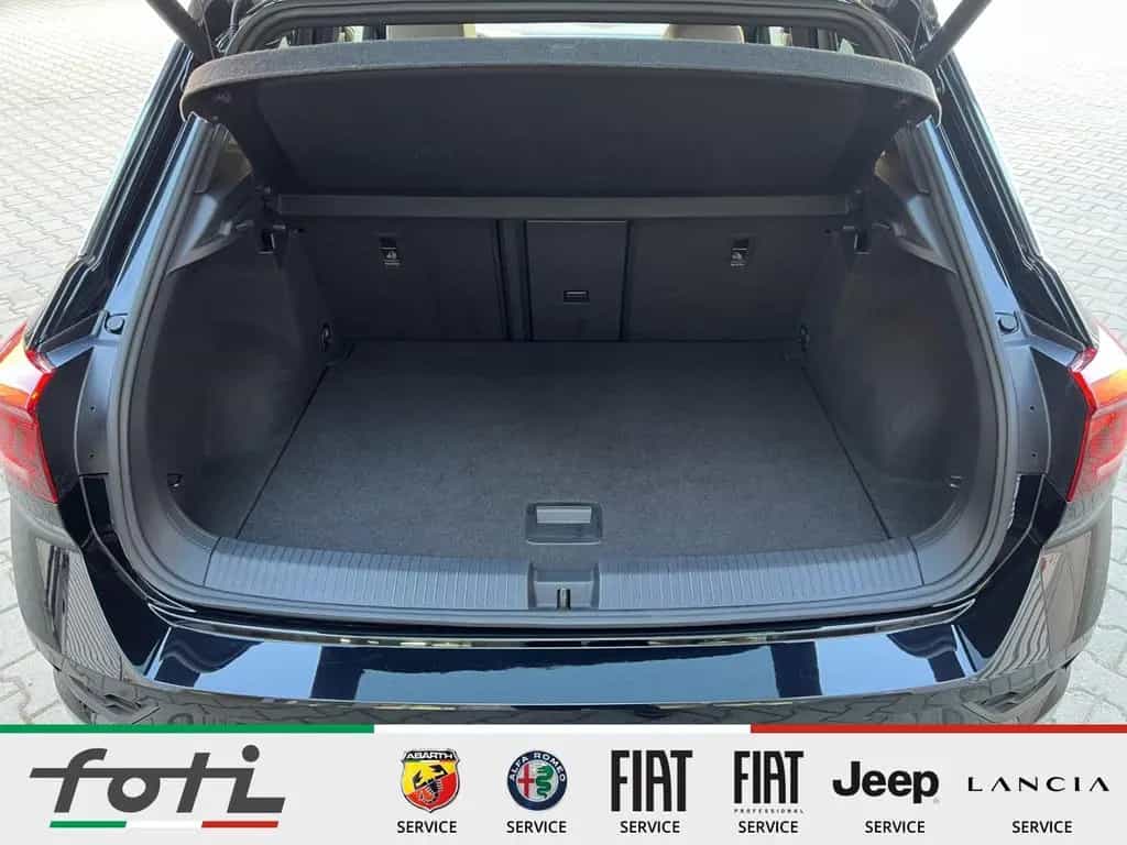 Volkswagen T-Roc Sport 1,5 TSI 150PS DSG LED LEDER NAVI 07/2018-photo-11