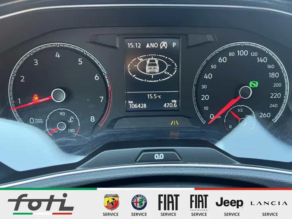 Volkswagen T-Roc Sport 1,5 TSI 150PS DSG LED LEDER NAVI 07/2018-photo-9