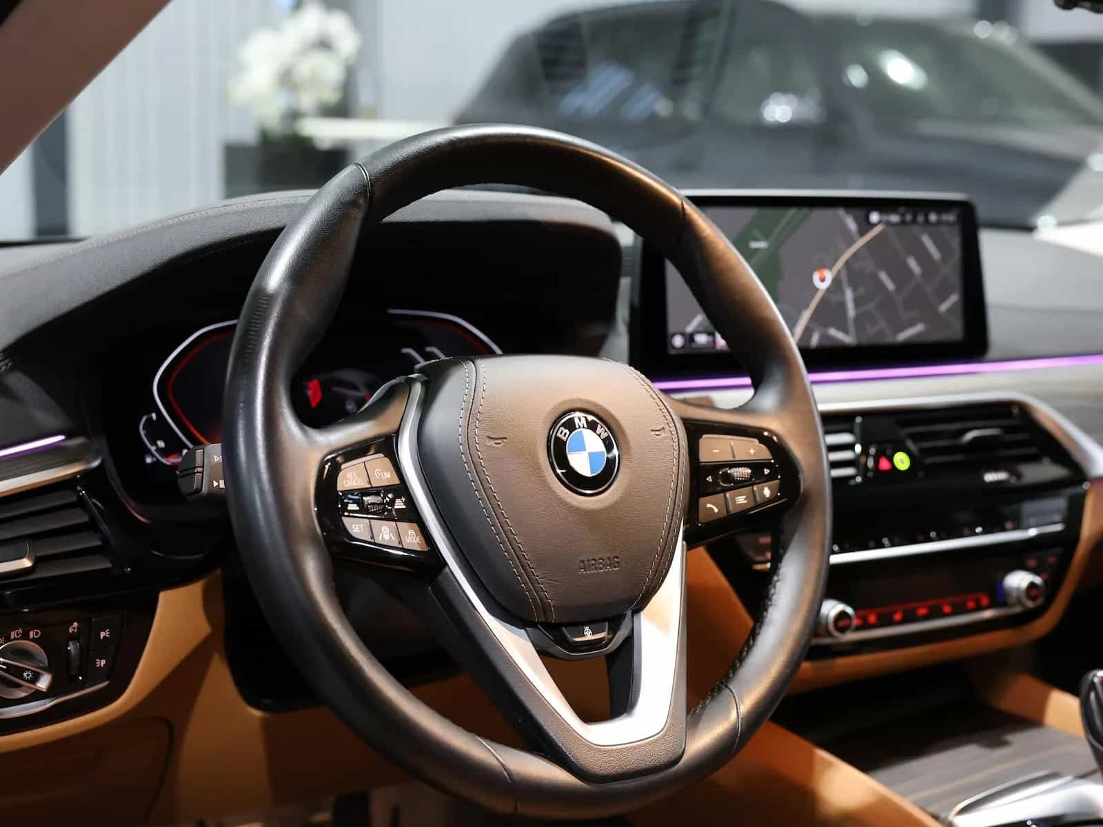 BMW 5 Series 06/2023-photo-16