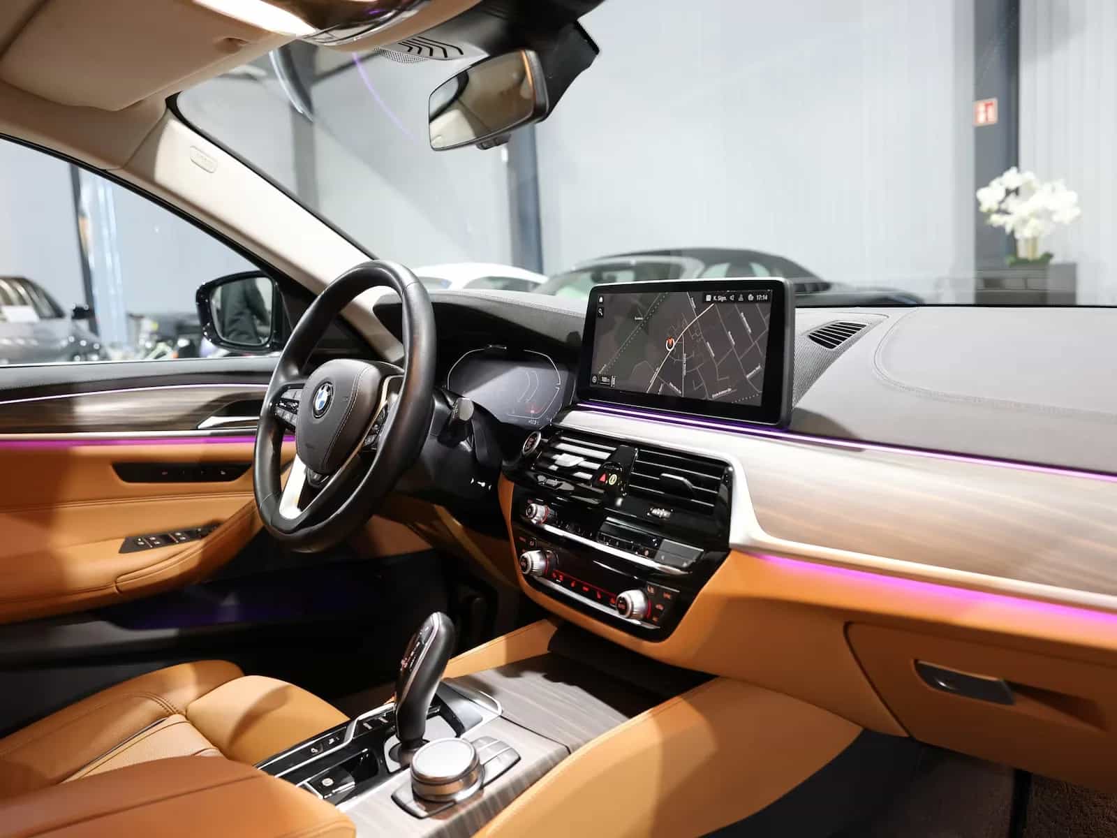 BMW 5 Series 06/2023-photo-21