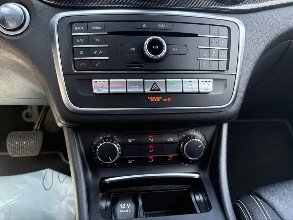Mercedes-Benz CLA-Class 250 Shooting Brake AMG-Line Kamera PDC Navi 02/2019-photo-22