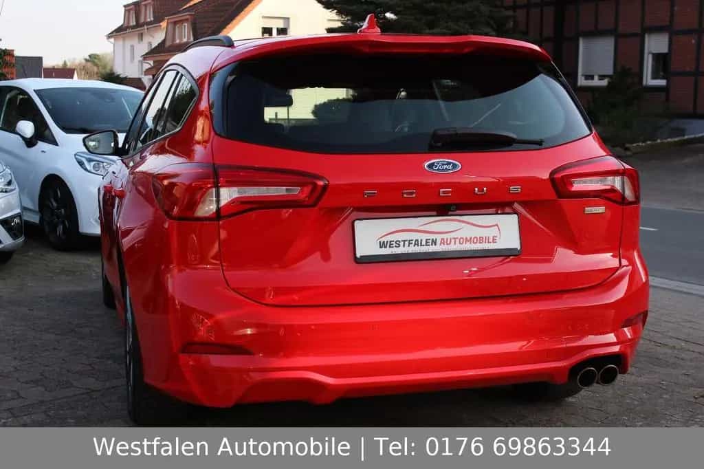 Ford Focus 1,5EcoBoost 182PS ST-Line+|HeadUp|Navi|Ahk 06/2018-photo-3