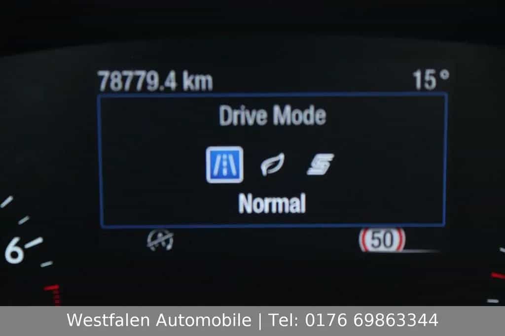 Ford Focus 1,5EcoBoost 182PS ST-Line+|HeadUp|Navi|Ahk 06/2018-photo-32