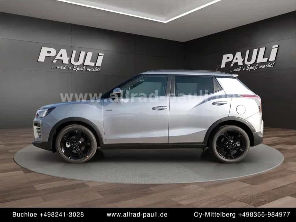 KGM Tivoli 1.5 T-GDI Nomad Plus | ALLRAD | Automatik null-photo-1