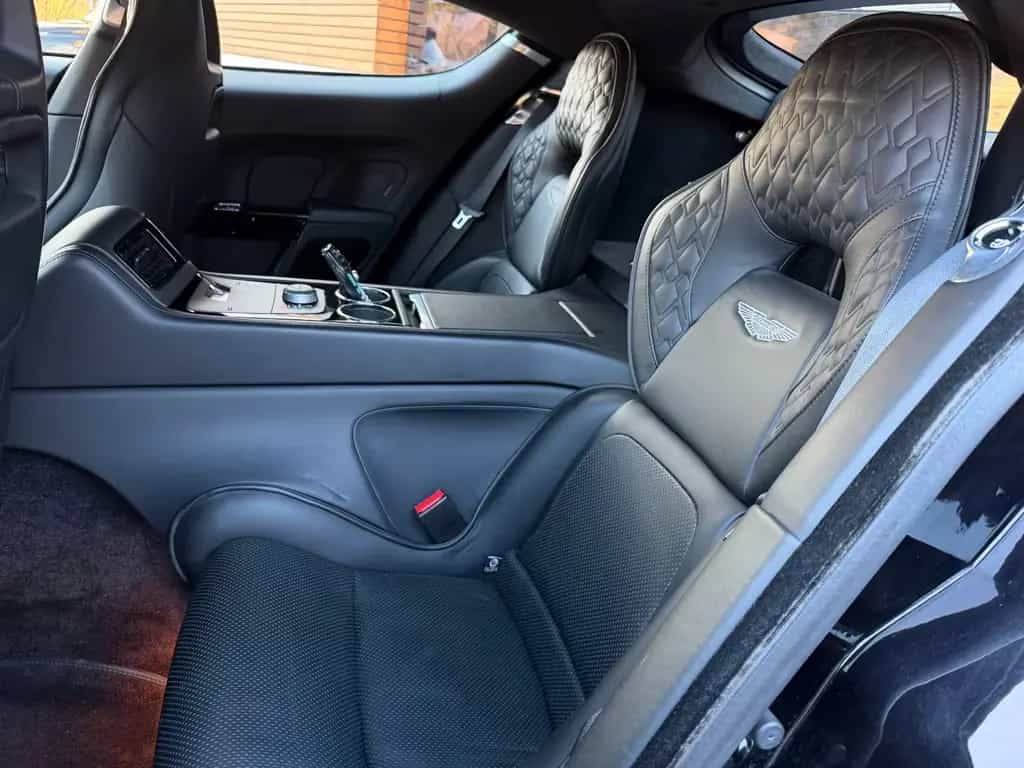 Aston Martin Rapide S Entertainment 05/2016-photo-21