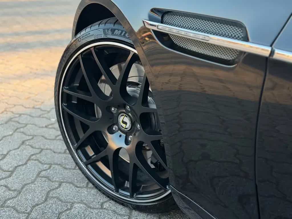 Aston Martin Rapide S Entertainment 05/2016-photo-7