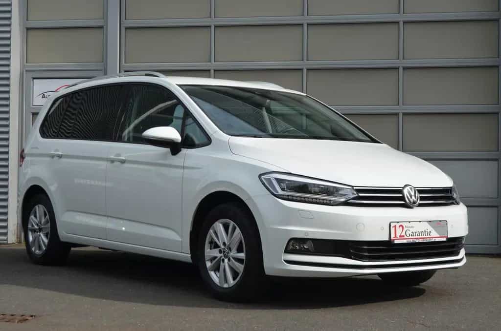 Volkswagen Touran Comfortline*LED*R-Kamrea*ACC*AHK* 02/2020-photo-0