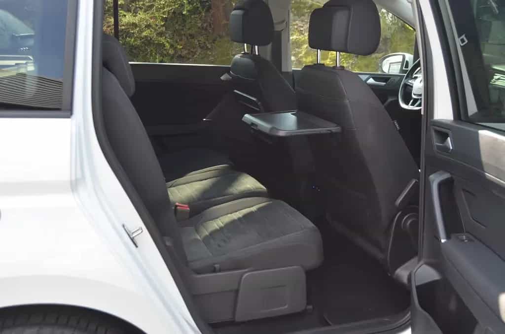 Volkswagen Touran Comfortline*LED*R-Kamrea*ACC*AHK* 02/2020-photo-12