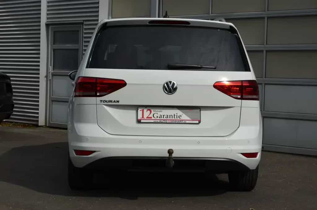 Volkswagen Touran Comfortline*LED*R-Kamrea*ACC*AHK* 02/2020-photo-4