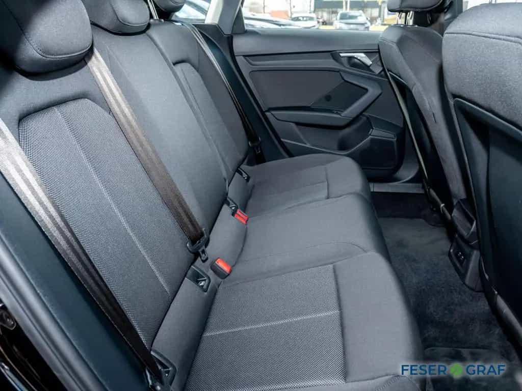 Audi A3 35TFSI S tronic LED/ACC/Navi+/CarPlay/PDC+ 03/2023-photo-7
