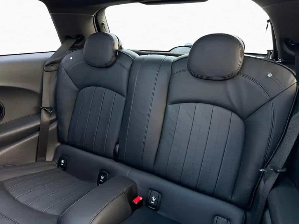 MINI John Cooper Works Aut.,Pano,LED,NAVI,Keyless Bluetooth Vollleder 12/2019-photo-11
