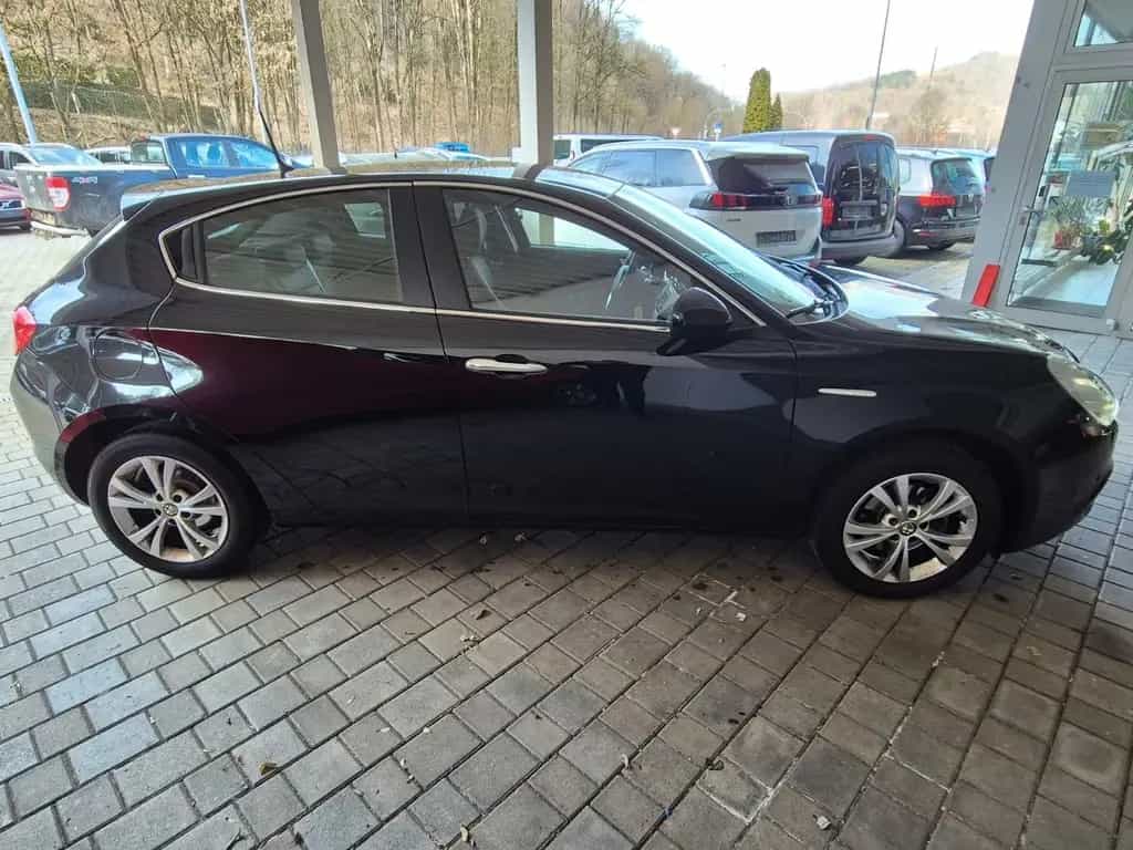 Alfa Romeo Giulietta Turismo*2. Hd*PDC*wenig KM 04/2015-photo-6