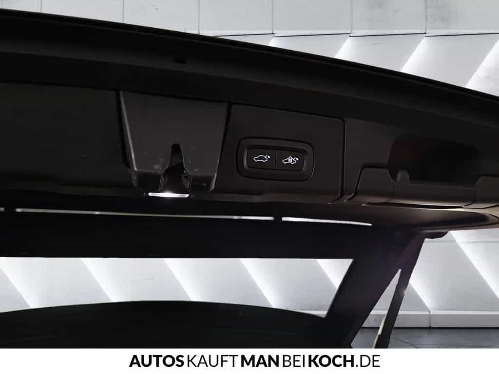 Volvo XC60 B4 D Plus Dark ACC BLIS V-LED 4xSHz MEM HK 02/2024-photo-16