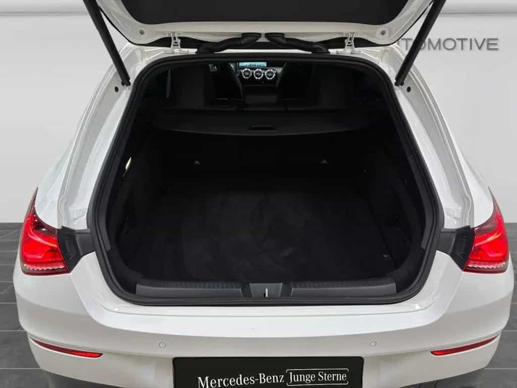 Mercedes-Benz CLA-Class 180 SB AMG|LED|SPIEGEL-P.|PTS|EASY-P.|AMBI 05/2020-photo-16
