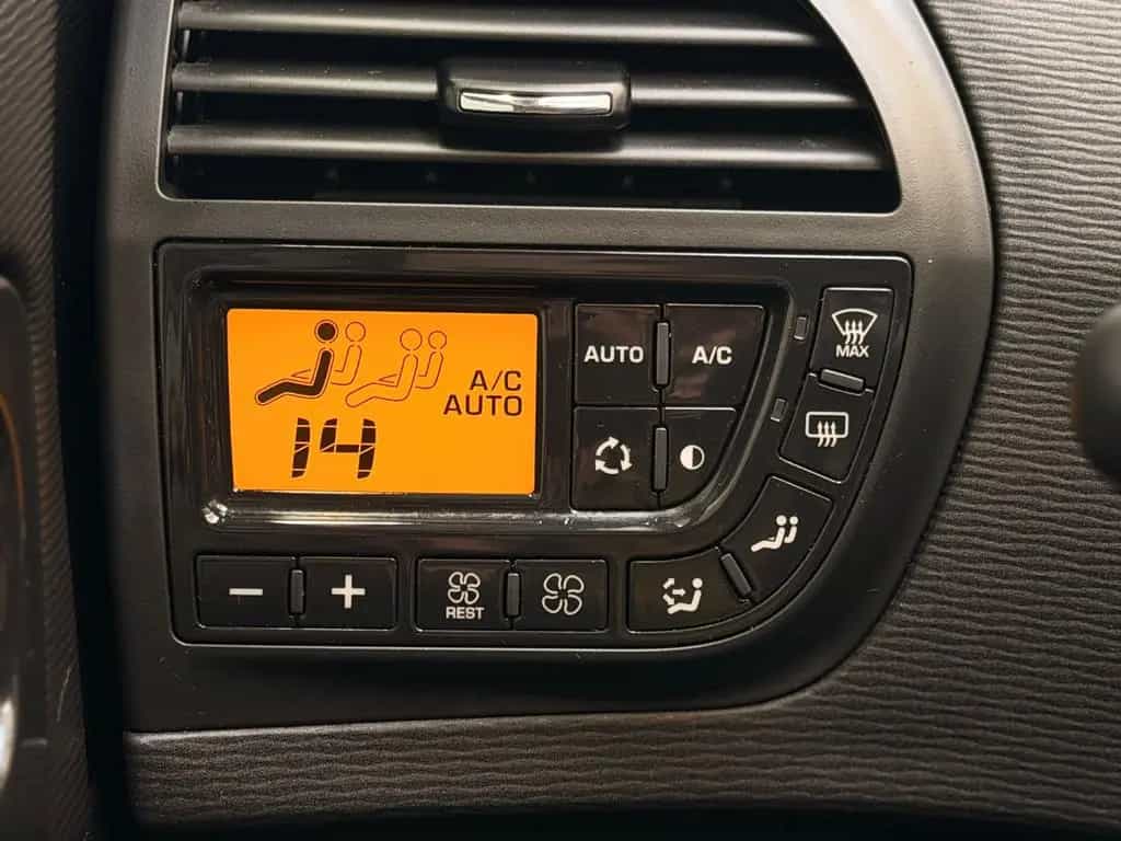 Citroën C4 Picasso Selection 1.6/AHK/SHZ/PDC/INSPK NEU 03/2013-photo-10